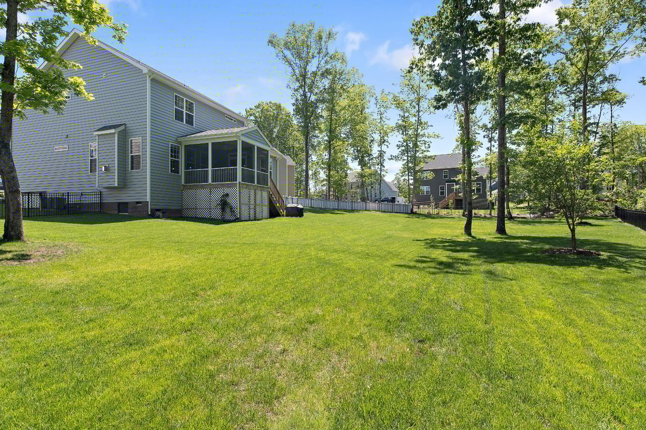 9006 Lavenham Place
