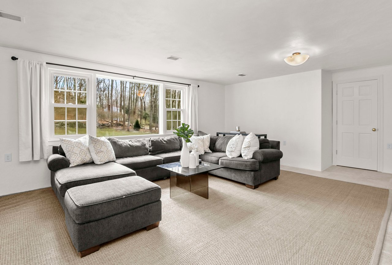 12 Bushy Ridge Road