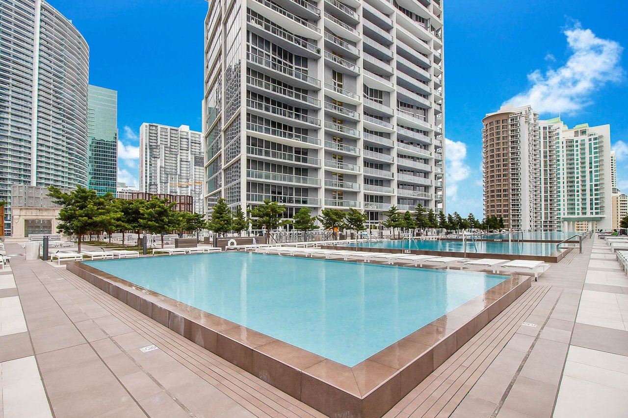 Brickell Living Above it All