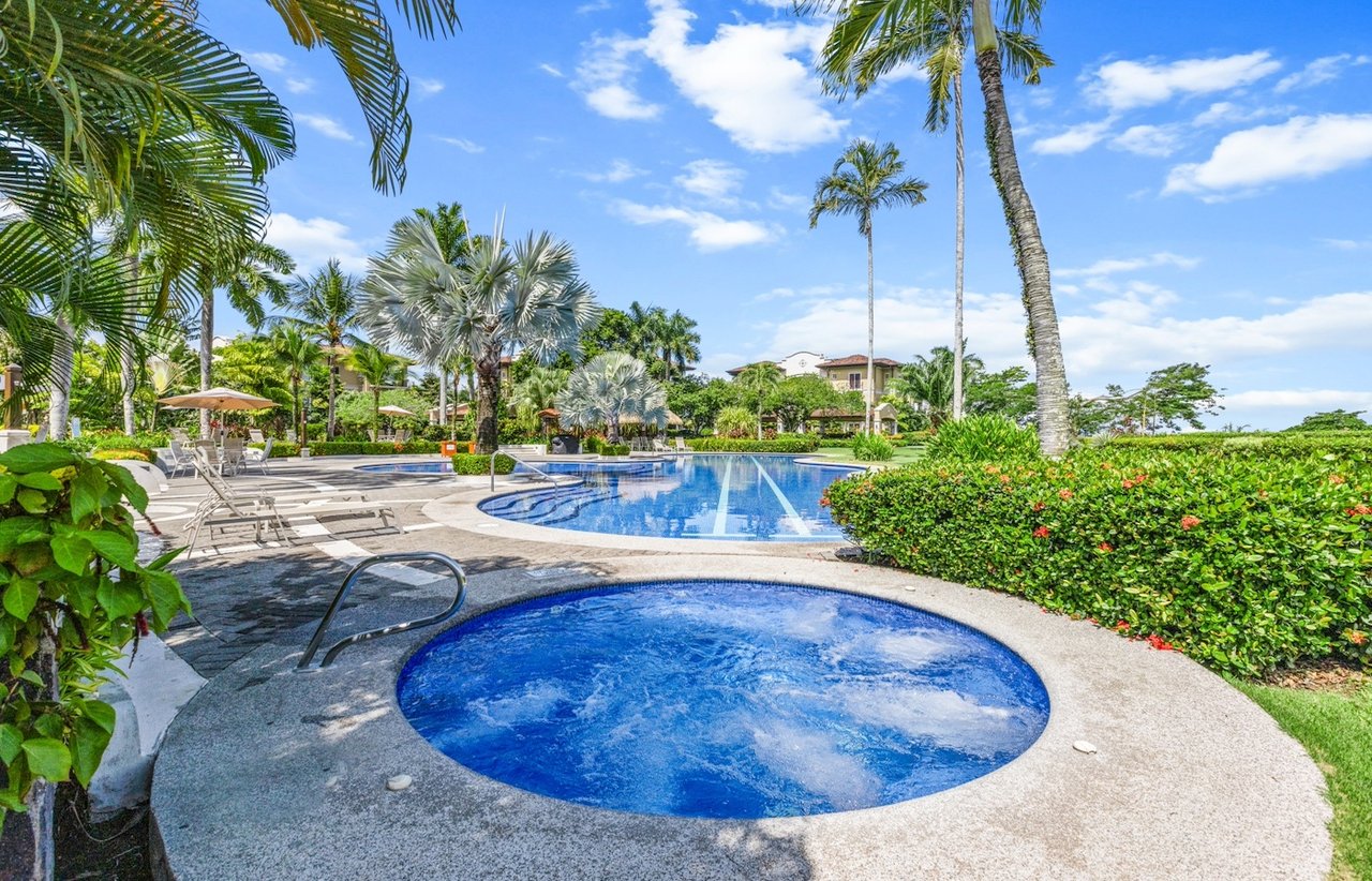 Upgraded Ocean View Condo, Los Suenos, Puntarenas