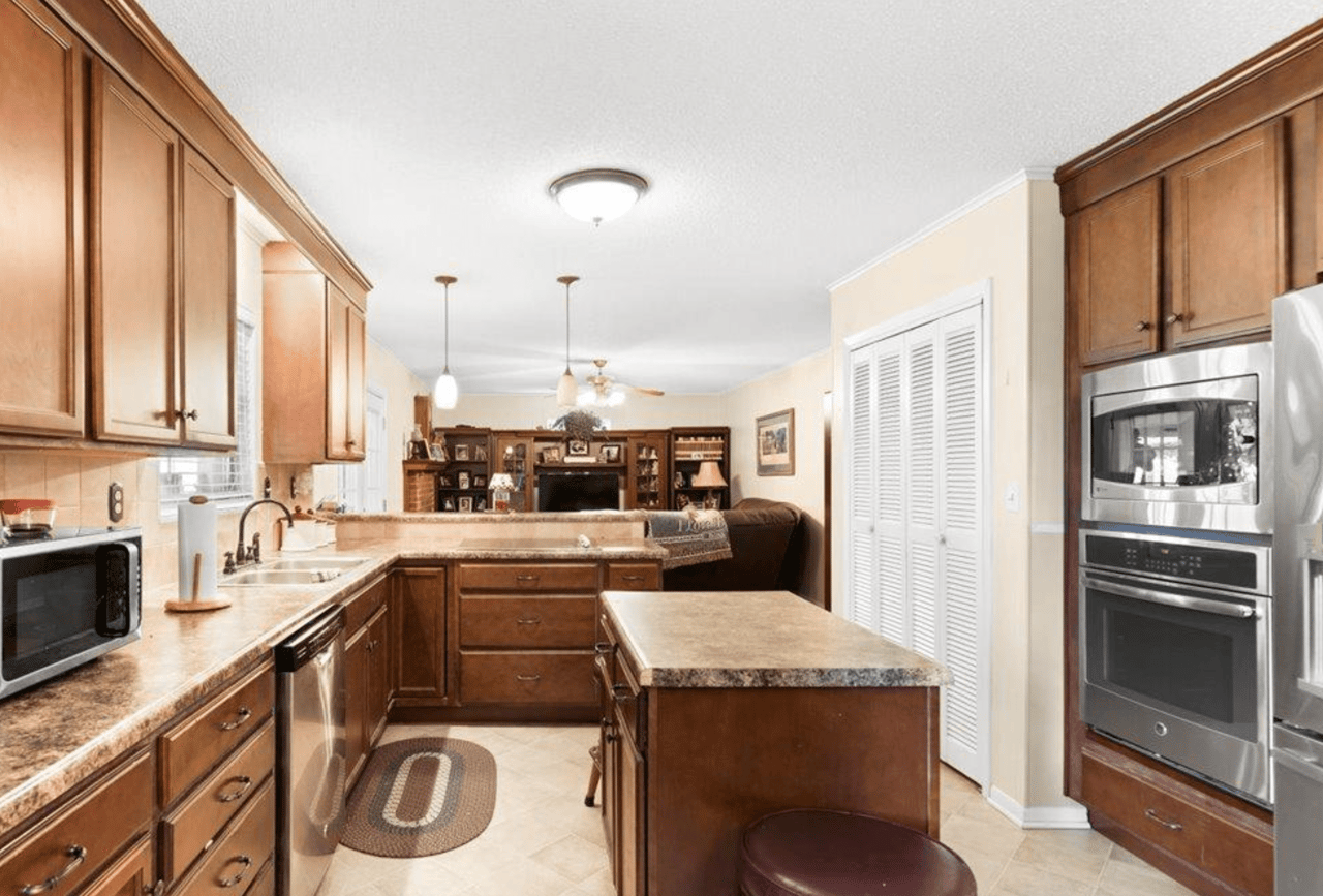 285 Pressley Rd