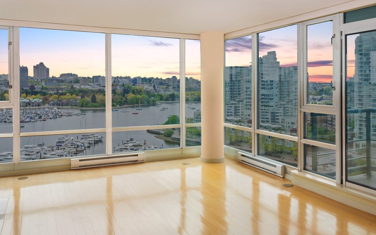 1067 Marinaside Cres, #1903 