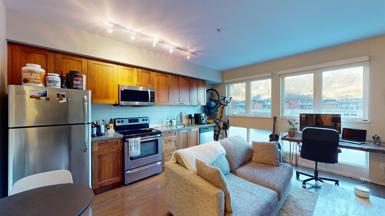 307-37841 Cleveland Ave