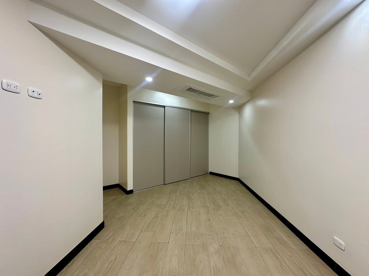 Remodeled Garden Level Residence, Escazu, San Jose