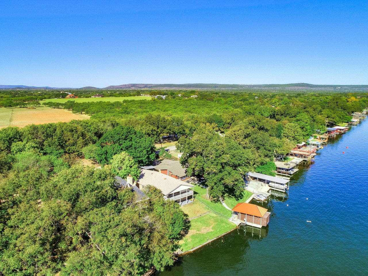 2642 Williams Lakeshore