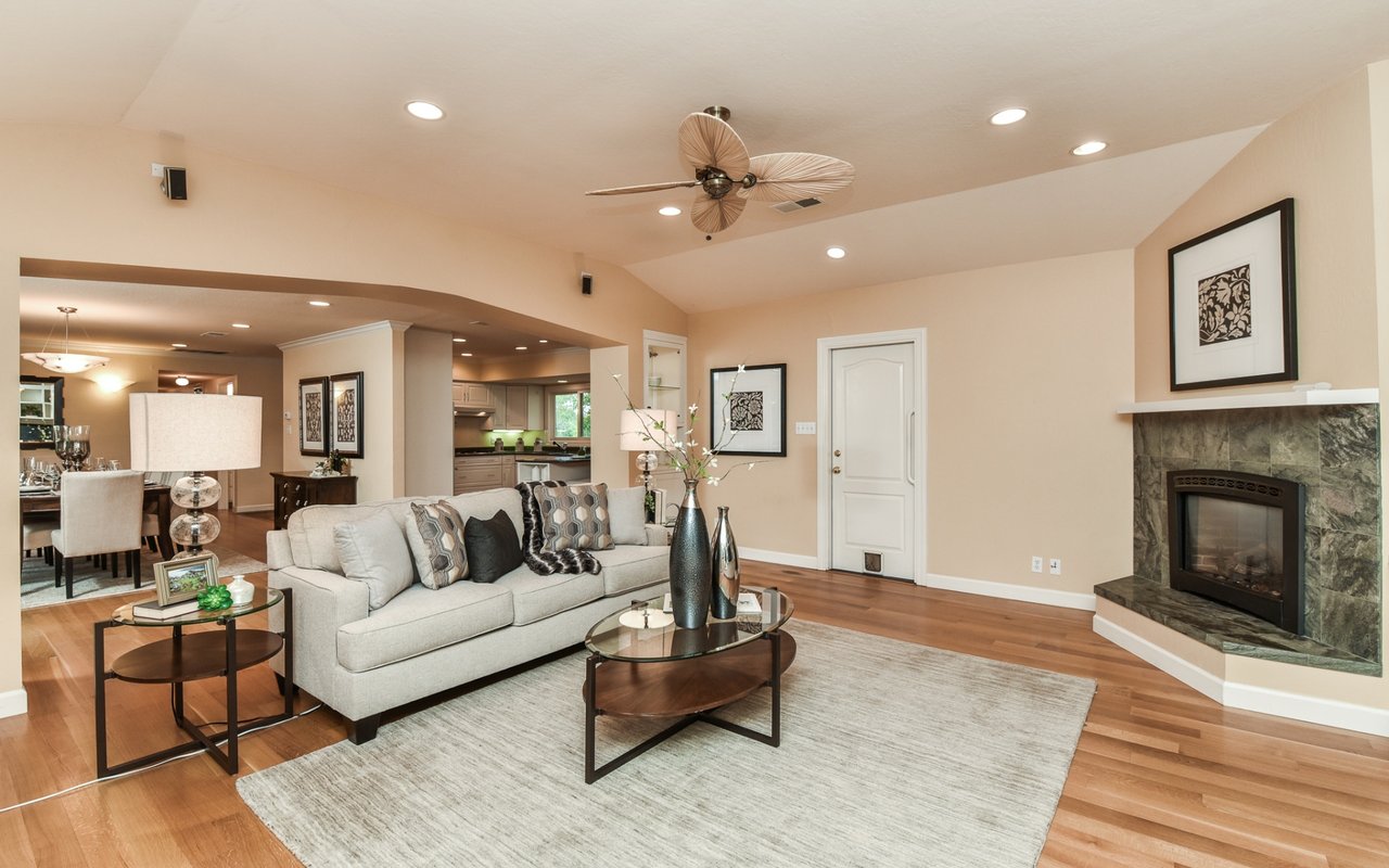 256 Gerry Ct