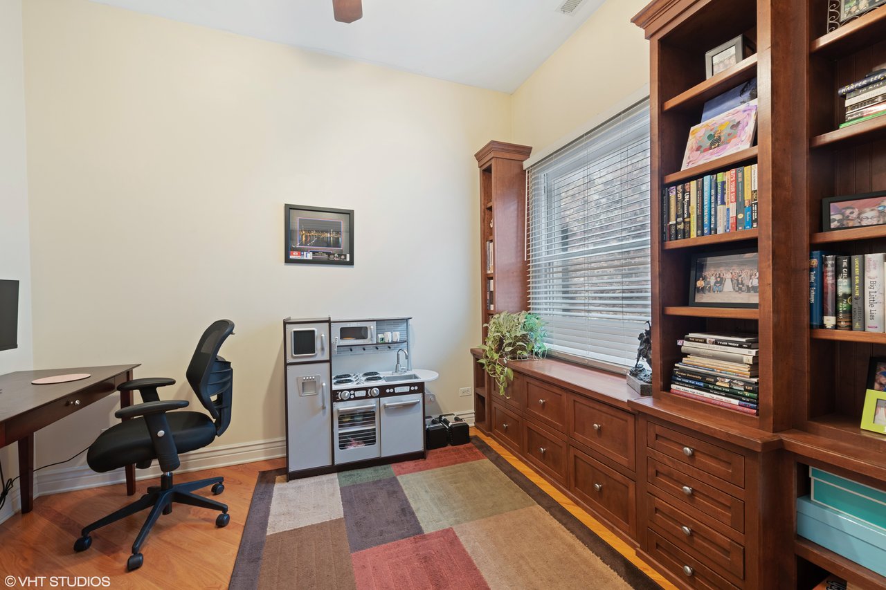 4216 N. Ashland Ave #3