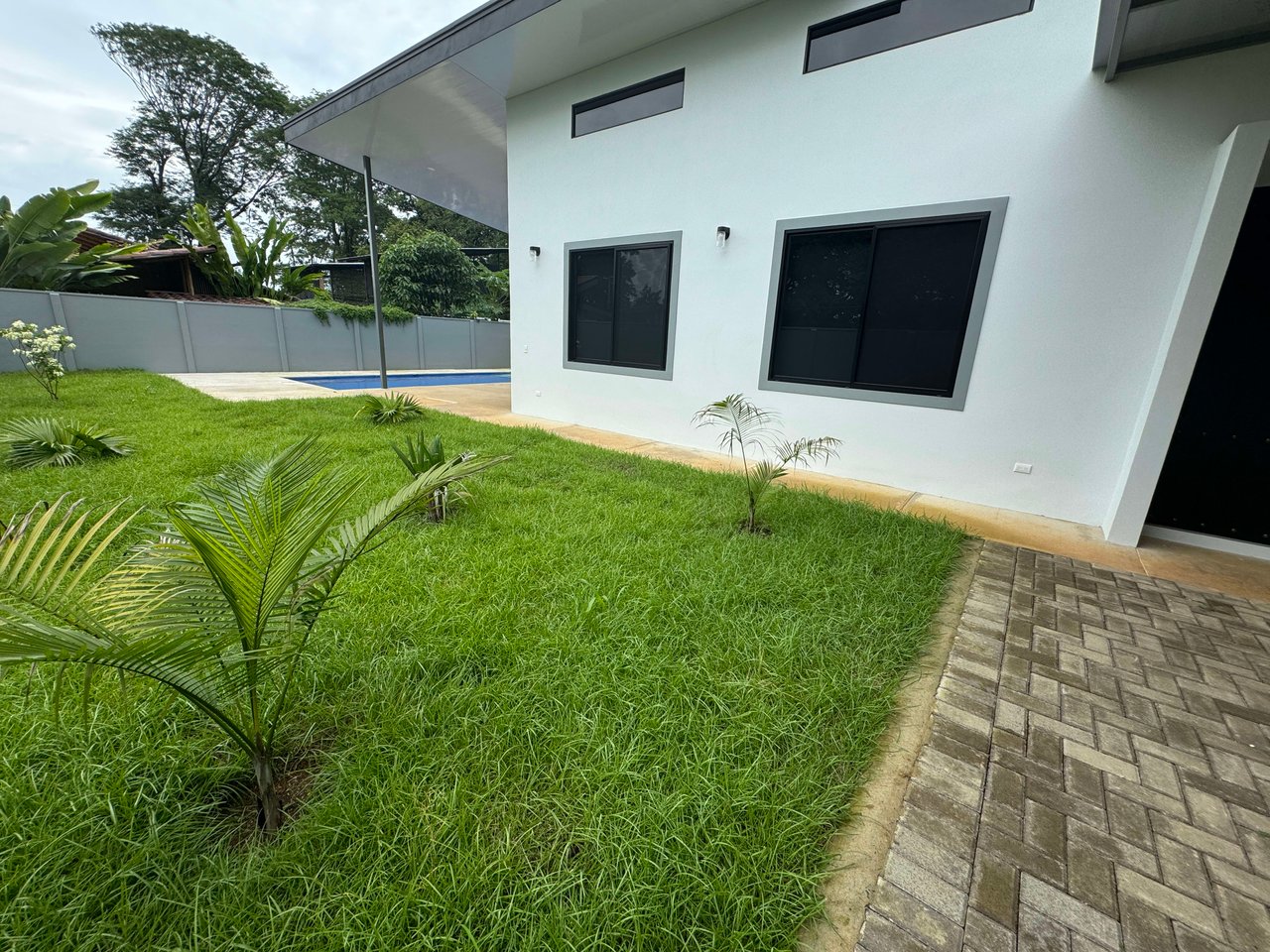 Uvita Beach Retreat!  Close to the Beach, Far From The Stress