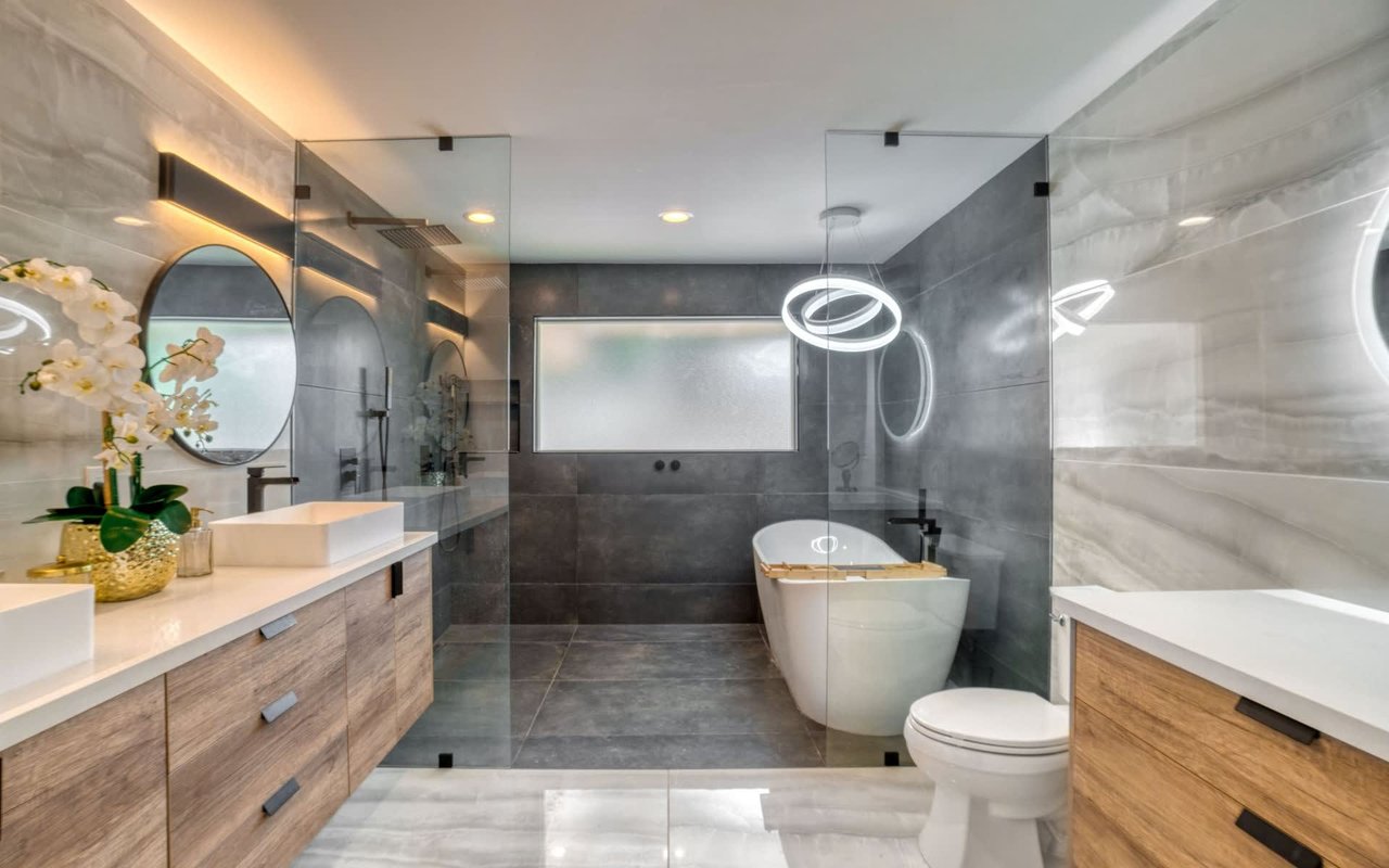 How to Transform Your Bathroom to Be Luxe