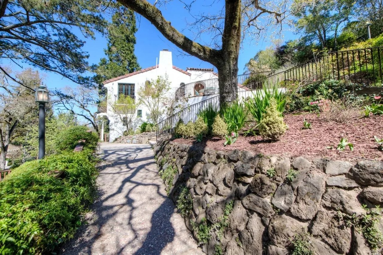 51 Bridge Road