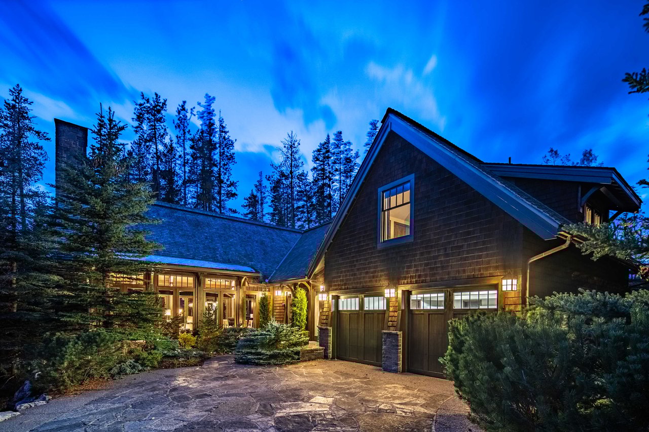 501 Silvertip Point
