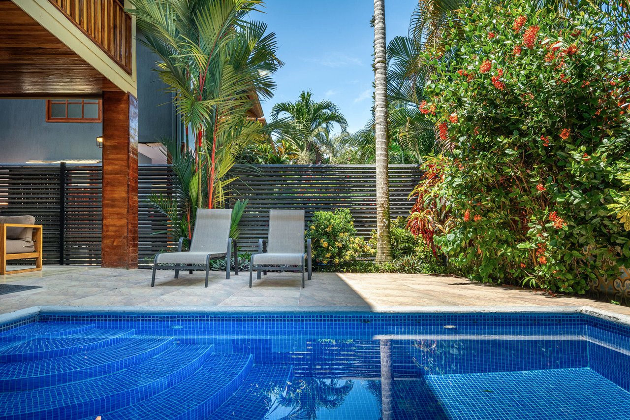 Villa del Sol: Steps To The Beach With A Private Pool