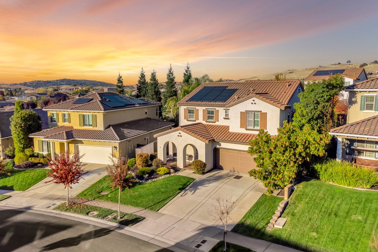 3123 Acorn Glen Way