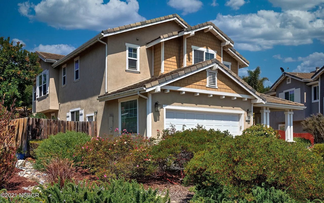 2760 Arbor View Ln