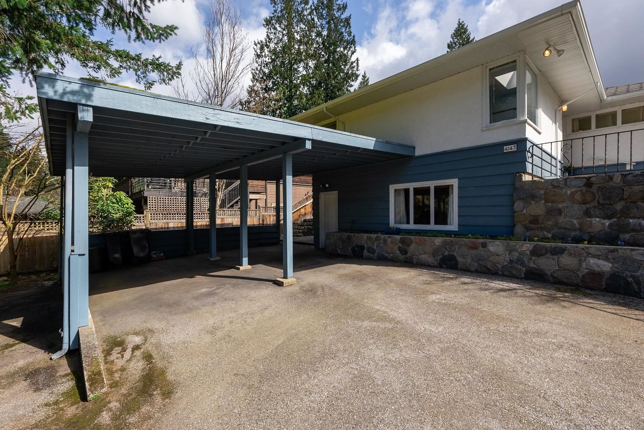 4143 Virginia Crescent, North Vancouver
