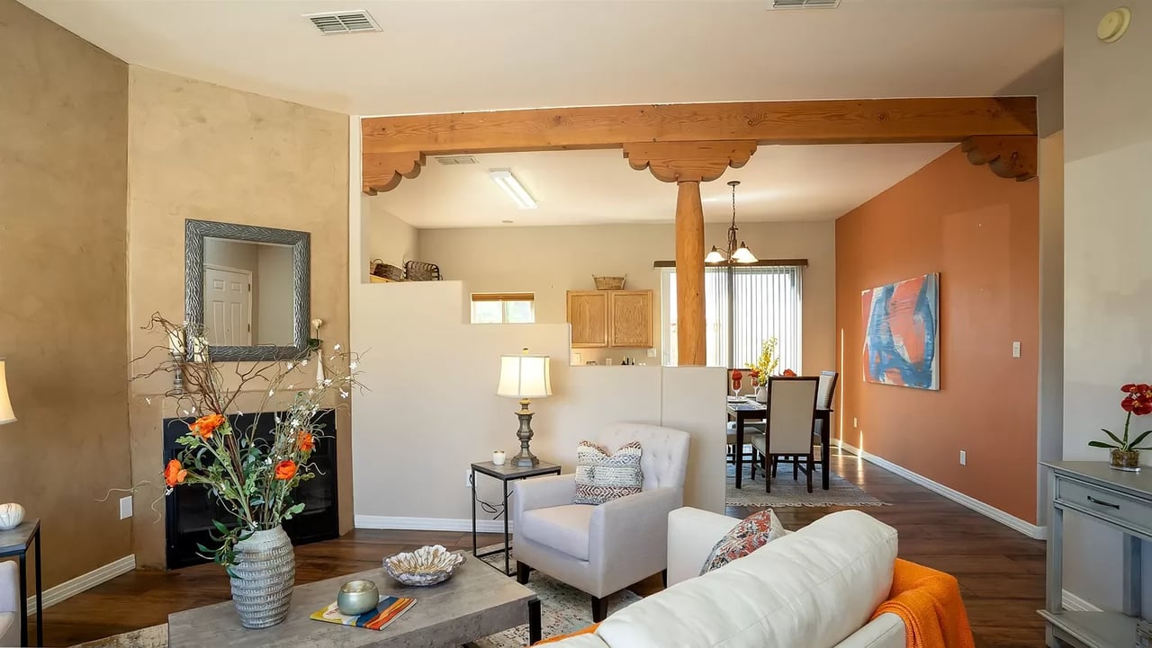 6494 Camino Rojo