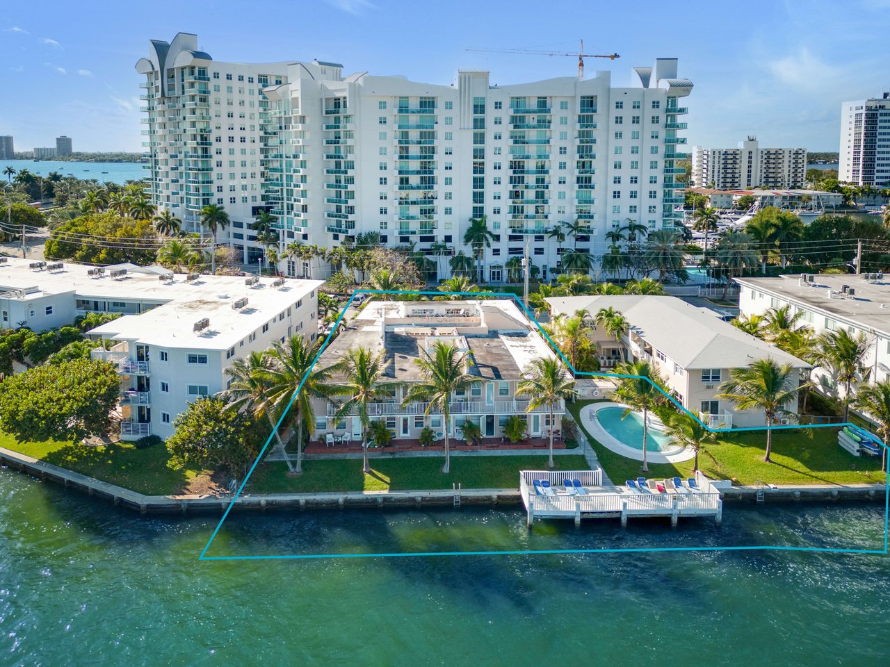 7909 East Dr Unit 204 North Bay Village 
