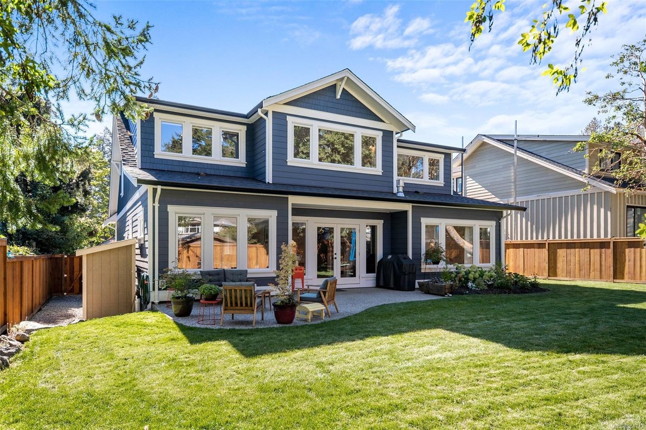 308 View Royal Ave