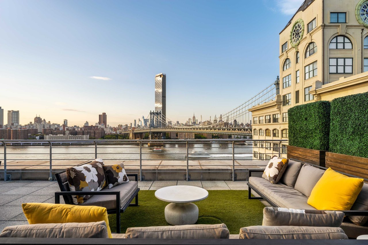 30 Main Street, Unit PHB