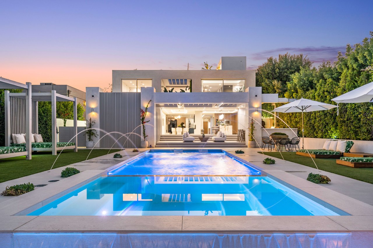 The Apex HH | 7115 Macapa Drive