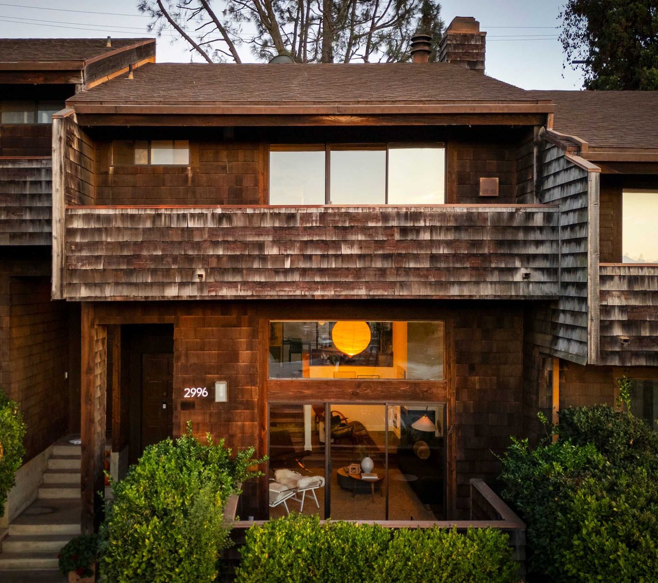 Rare Silverlake Townhome by Architect Robert Lee, 1982