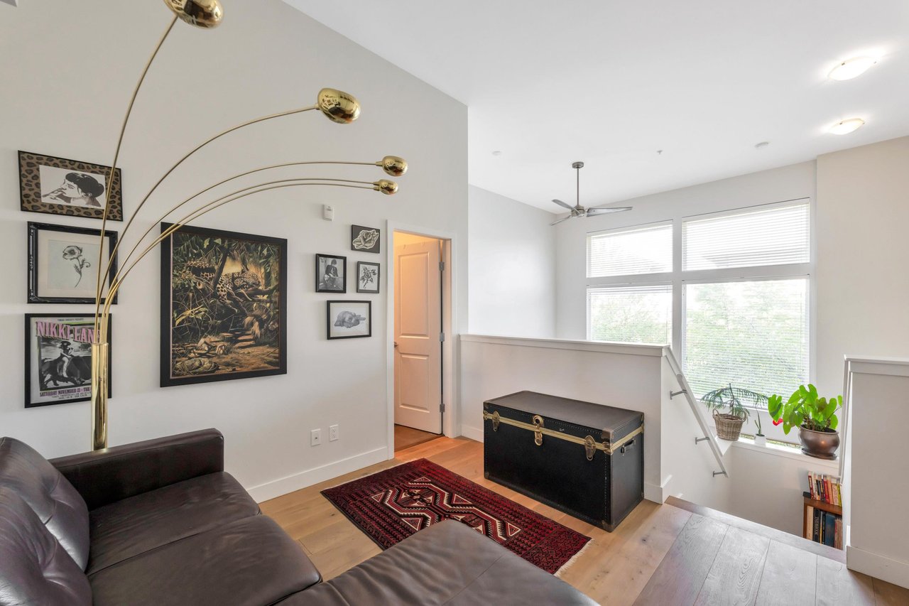 12-15850 26 Ave