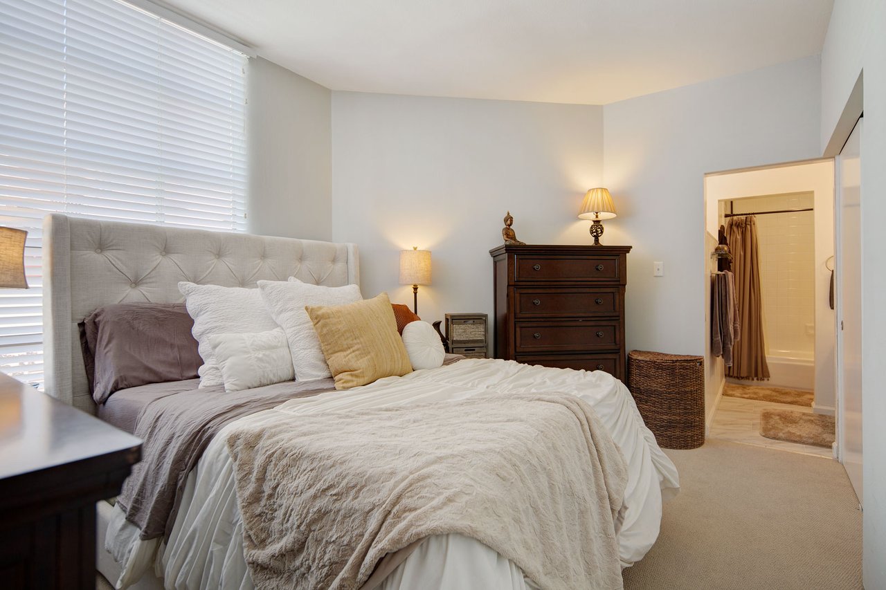 VANDEWATER STREET CONDOMINIUMS