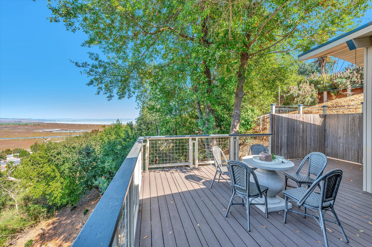 58 Sunny Oaks Dr.