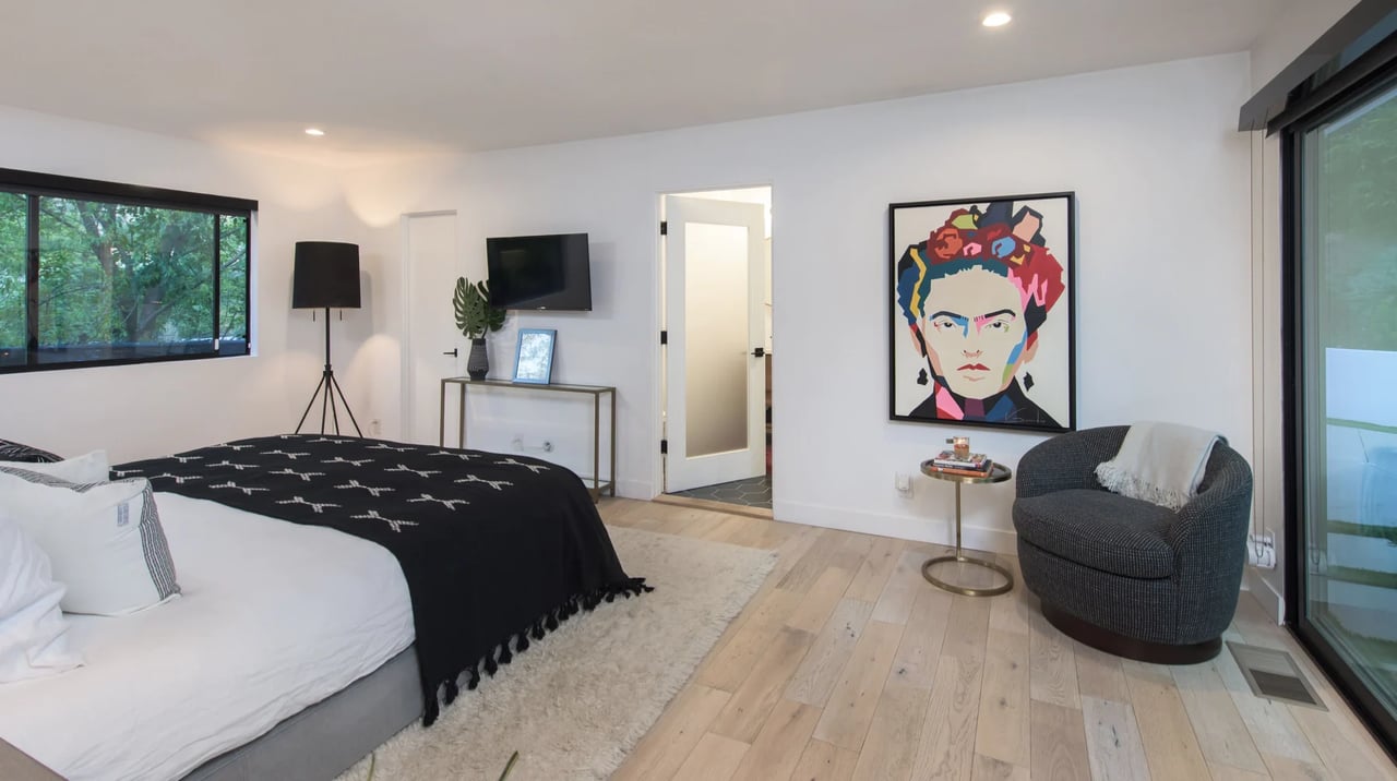 3901 ½ Ventura Canyon