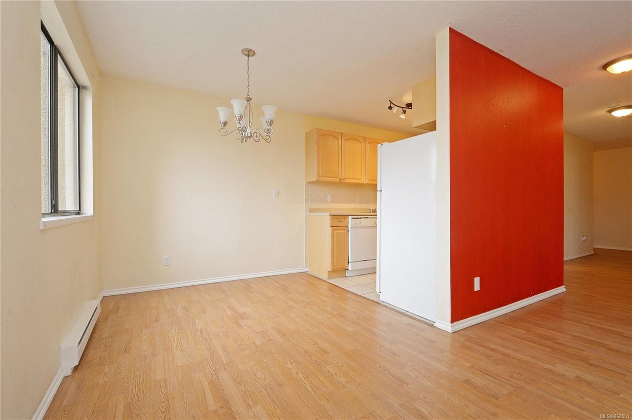 310-755 Hillside Ave