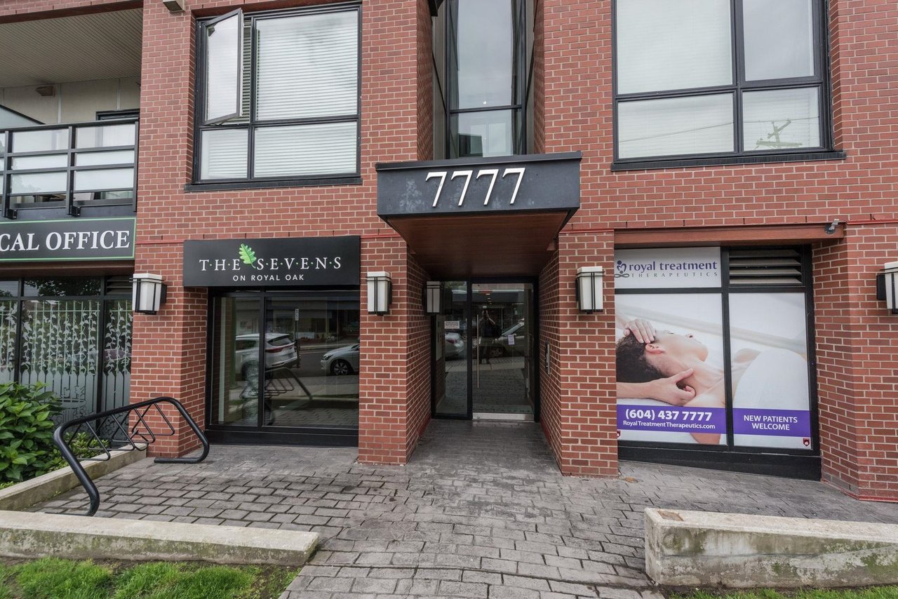 305-7777 Royal Oak Ave