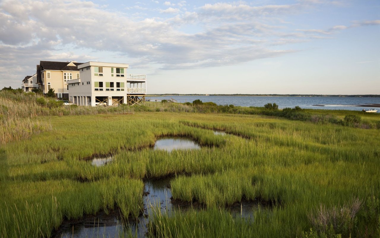 modern white beach house in East Hampton, NY