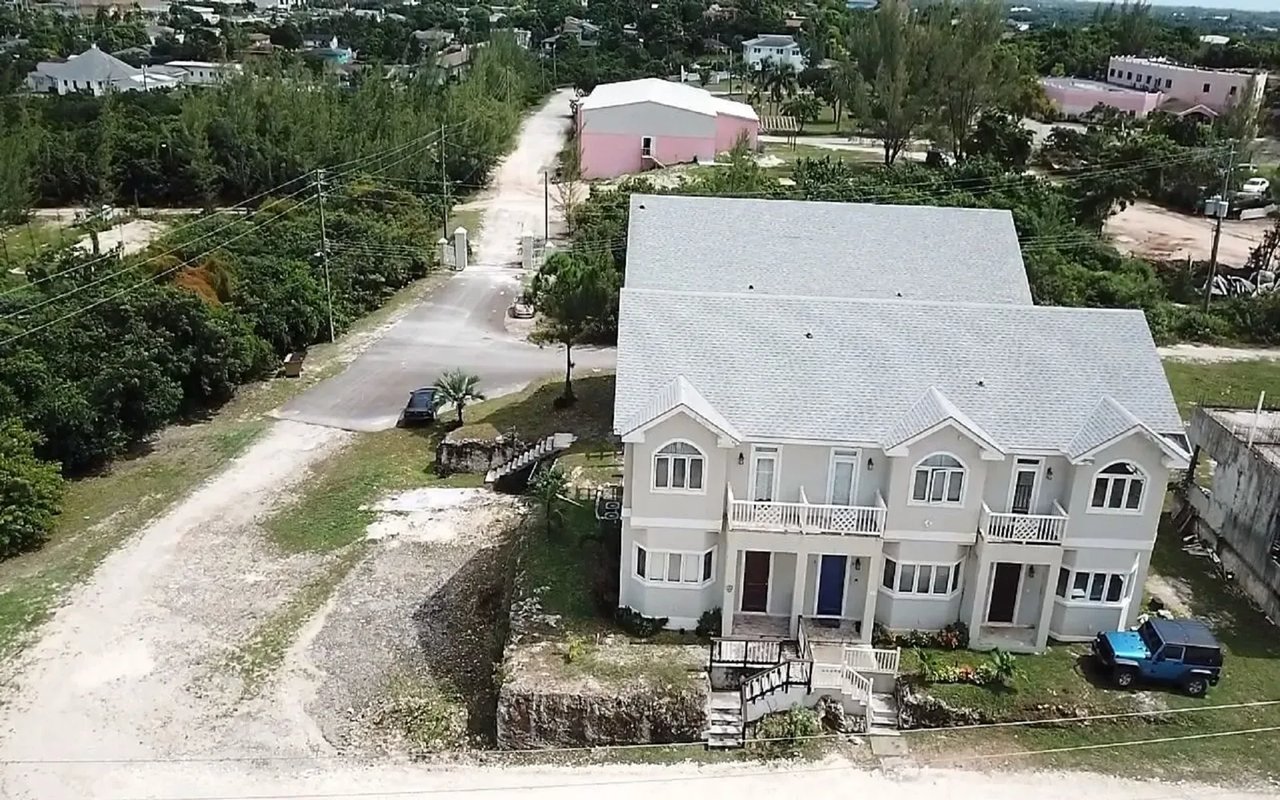 25 Eagle Crest 3 Bedroom Townhouse