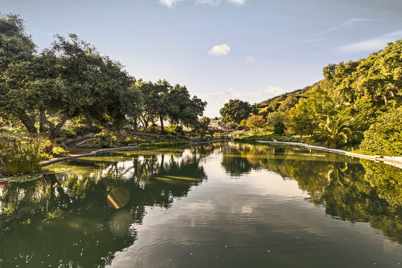 Mandeville Canyon