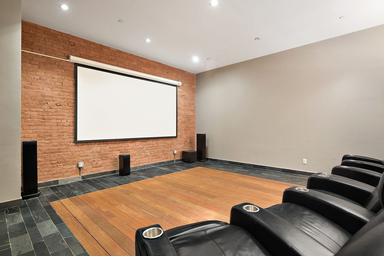 497 Greenwich Street 4D