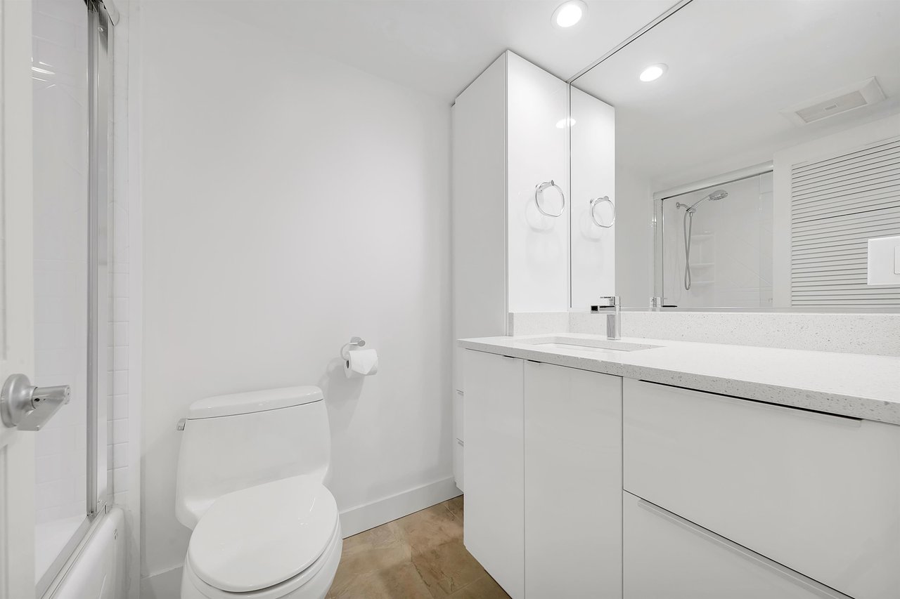201-1155 W 11th Avenue, Vancouver