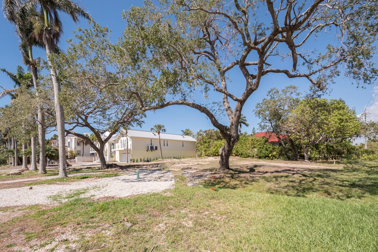 highly desirable lot on prestigious street