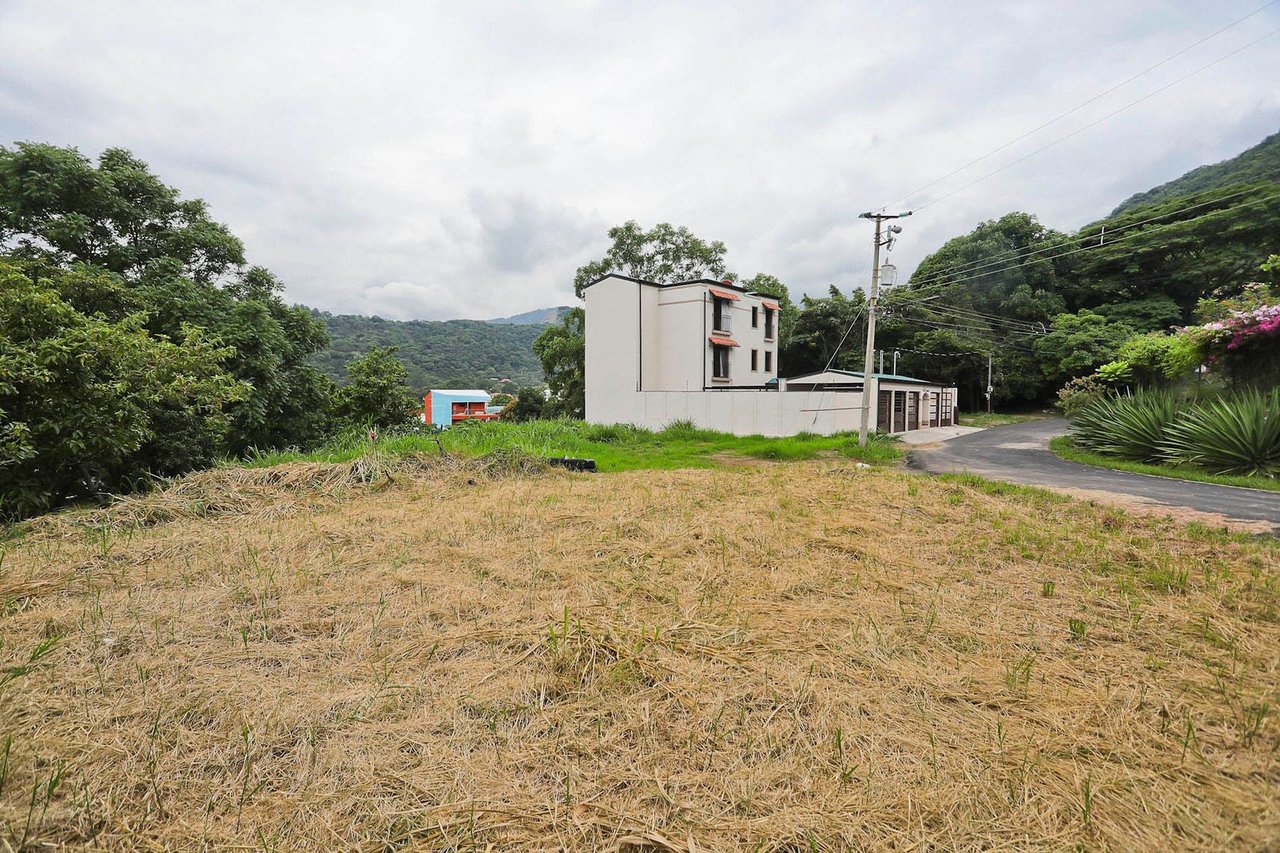 Flat Development Homesite, Santa Ana, San Jose