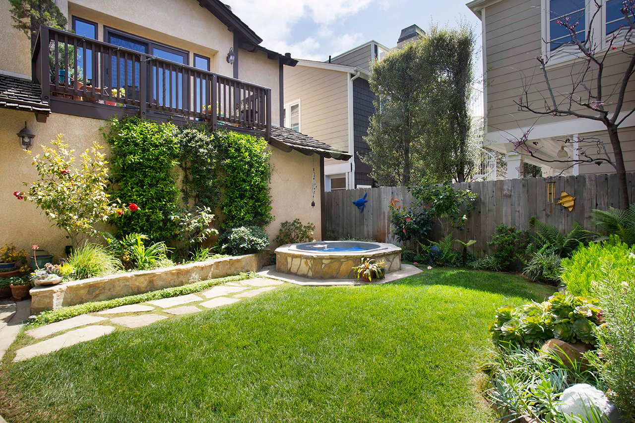 242 Heliotrope Avenue