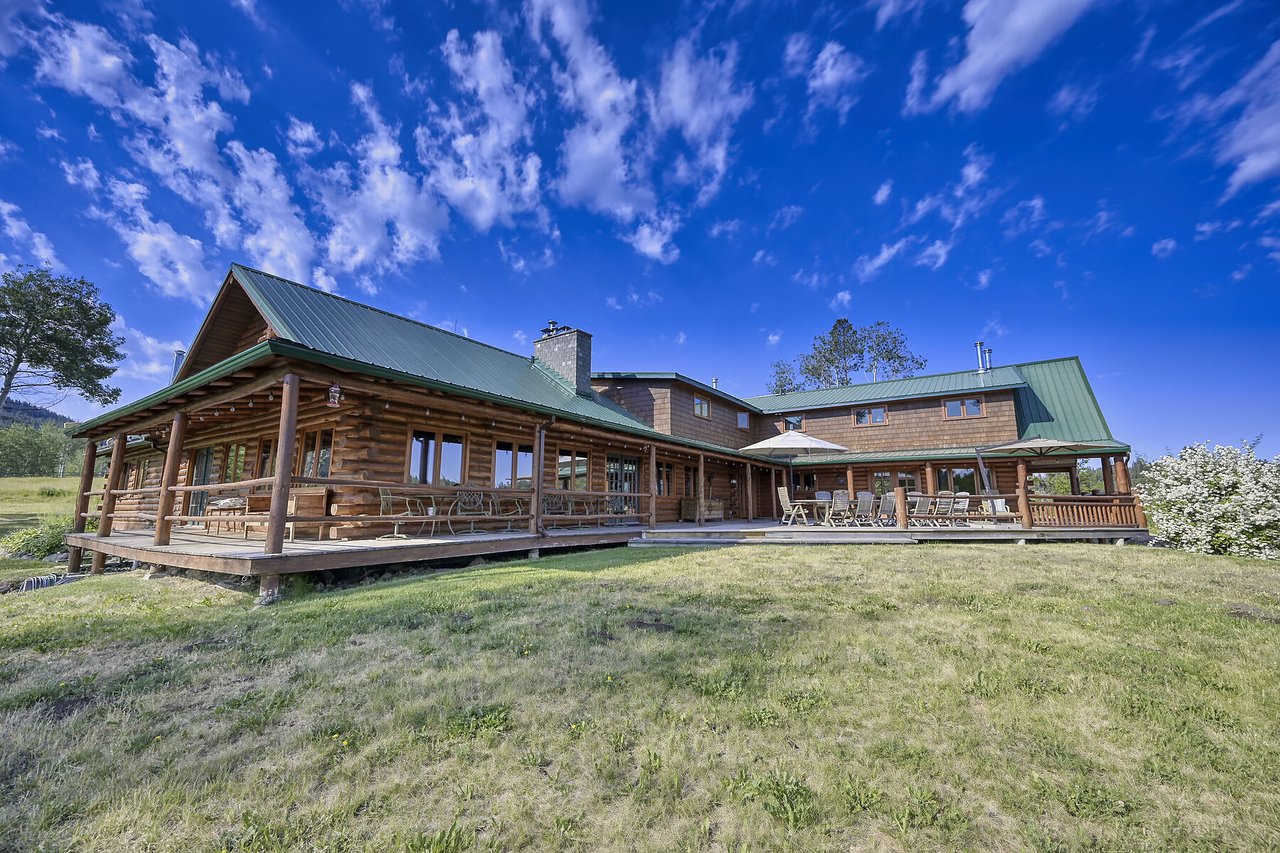 Windy Hills Lakefront Retreat