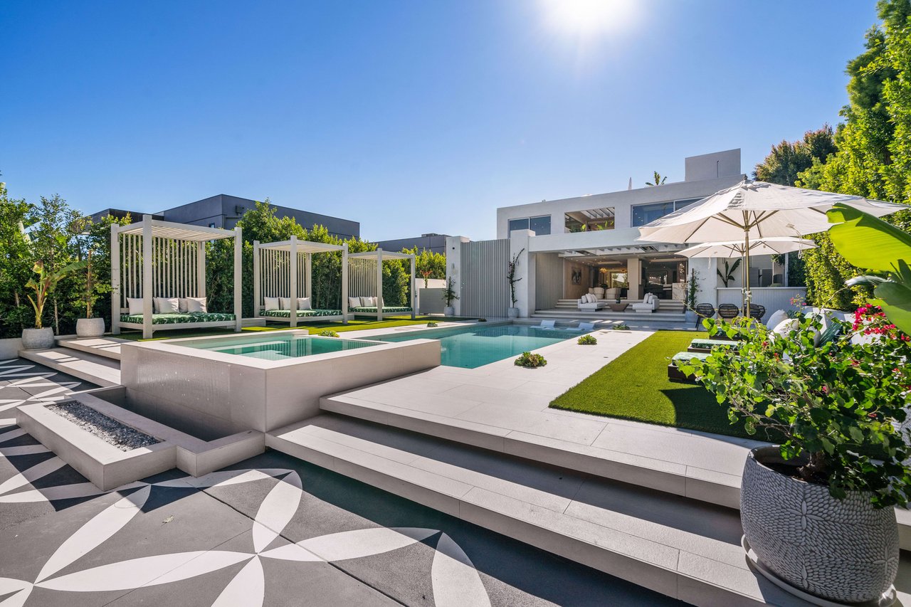 The Apex HH | 7115 Macapa Drive