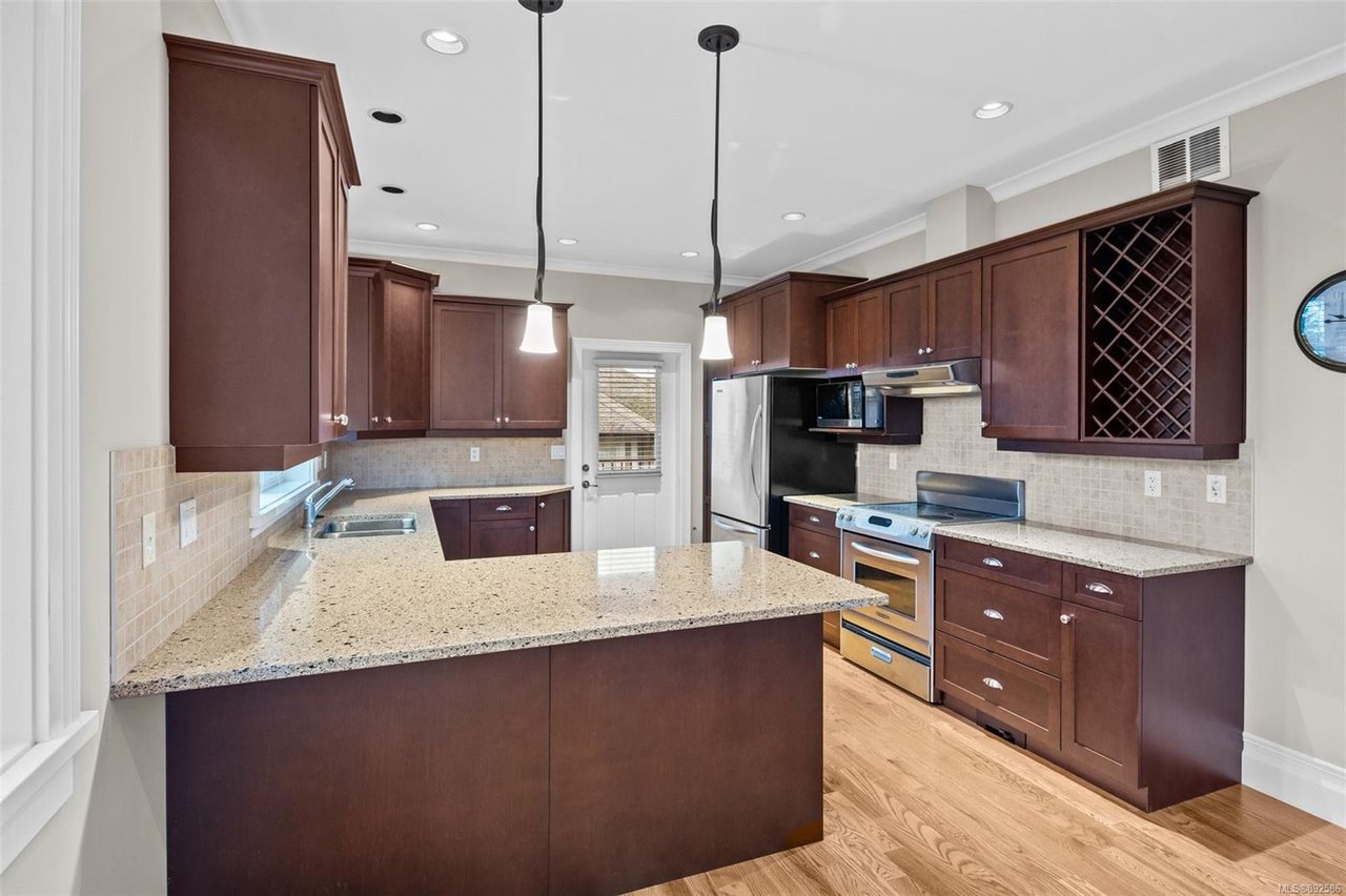 416 Pelican Dr