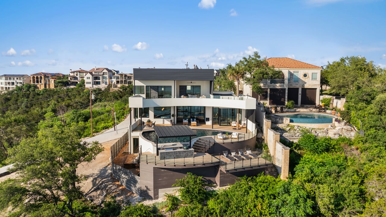 6809 Oasis Pass