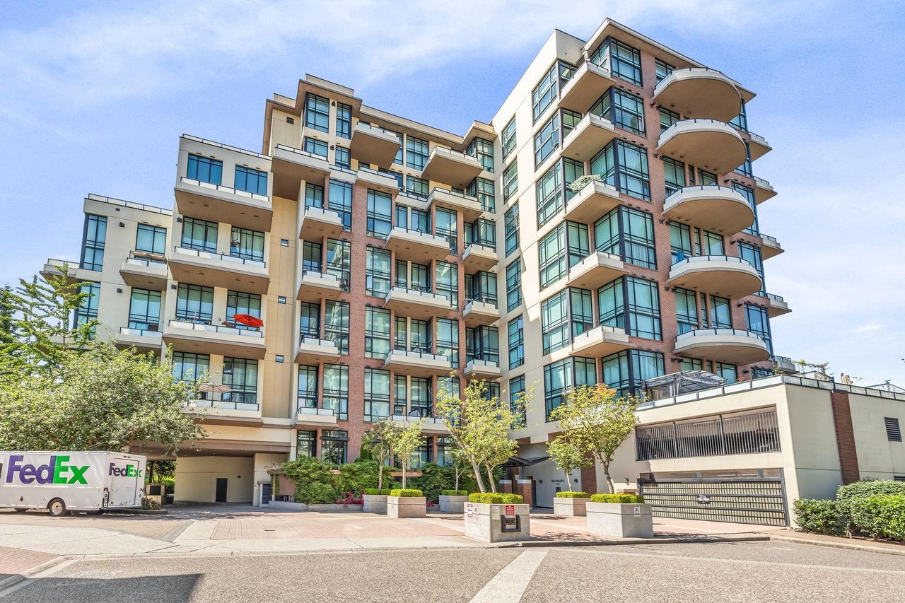 322-10 Renaissance Square