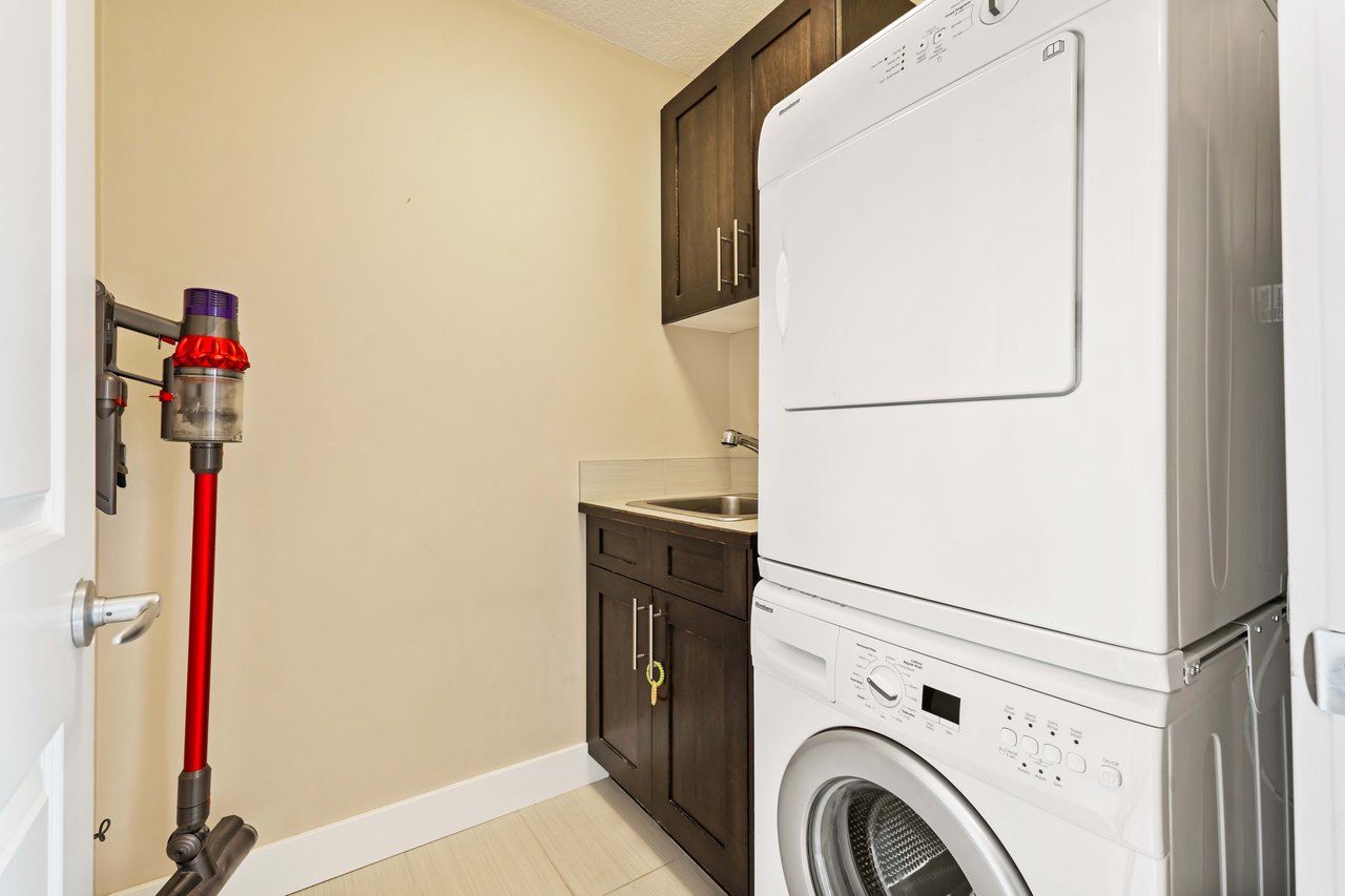 2020 27 Avenue SW Unit: 1