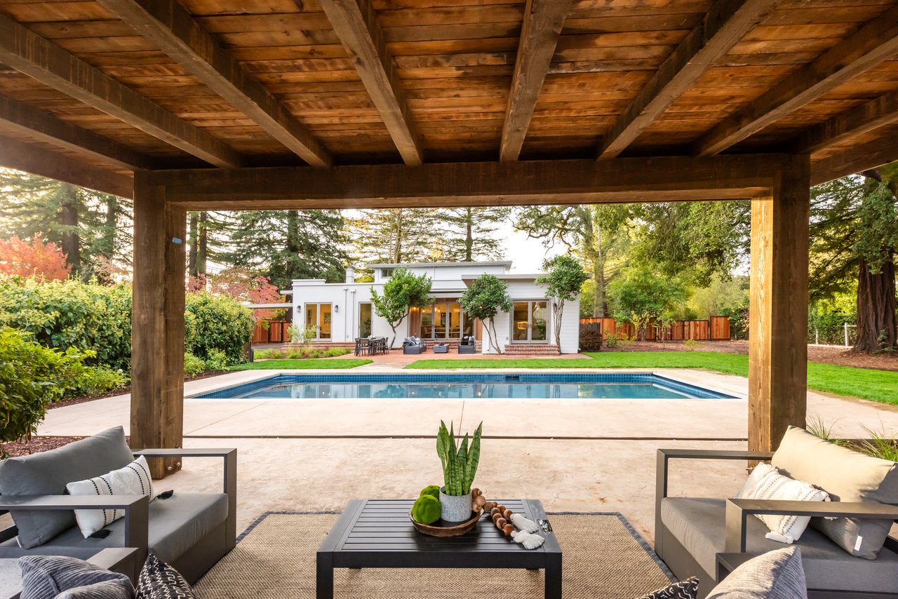 Healsburg Downtown Estate