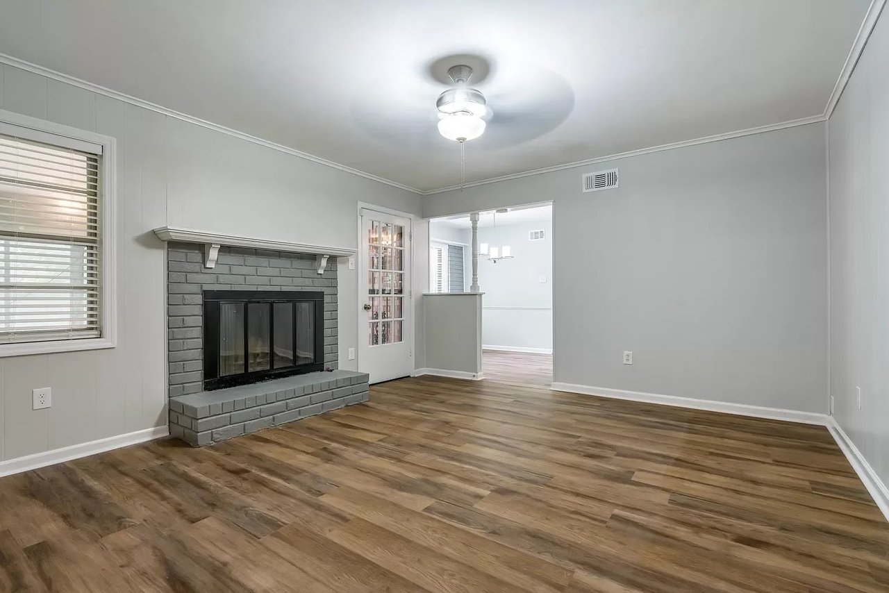 5987 Seminary Dr