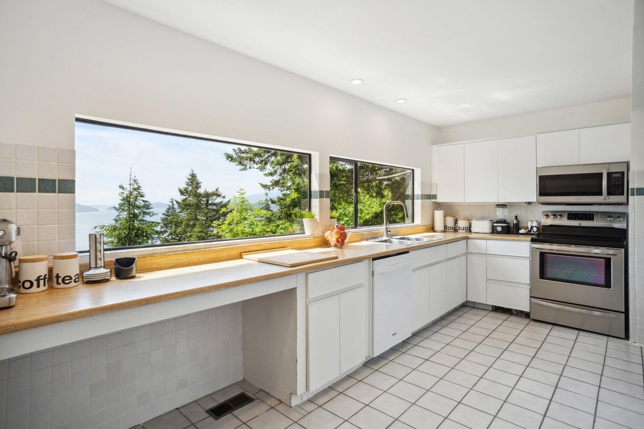 405 Timbertop Dr
