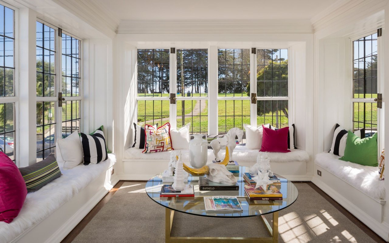 Legendary Pacific Heights Residence
