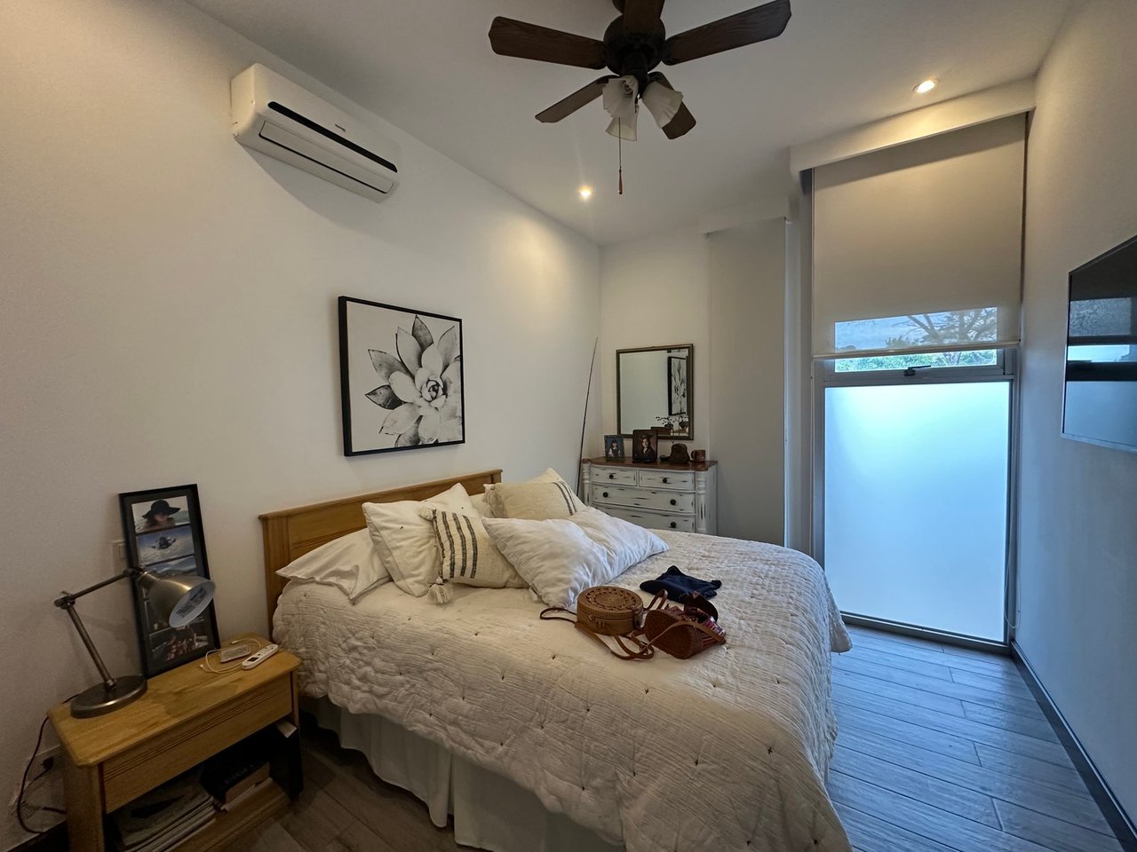 Bali Inspired Gated Townhouse, Ciudad Colon, San Jose